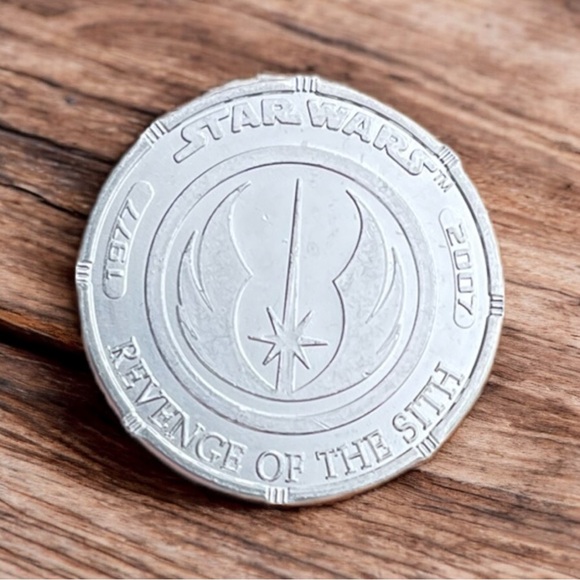 Star Wars Collectible Coin - Picture 2 of 2